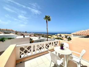 Paradise Court vista directa a Oceano Atlantico, piscina y Wifi, Tenerife Sur